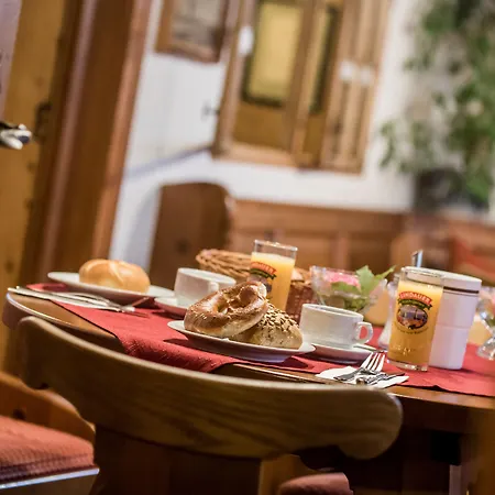 호텔 Hotel-gasthof Adler 3*