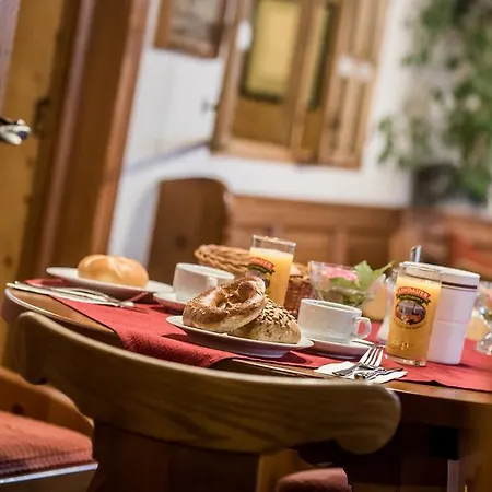 Hotel-gasthof Adler リンダウ