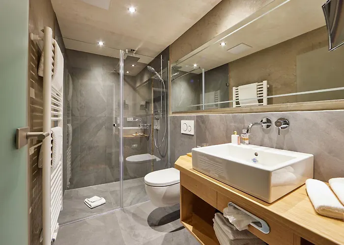 Szálloda Hotel-gasthof Adler 3*