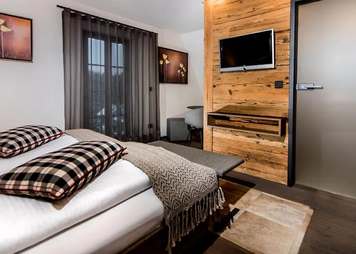 Szálloda Hotel-gasthof Adler 3*
